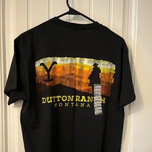 Yellowstone Dutton Ranch T-shirt NWT